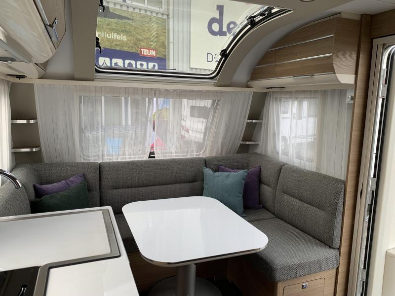 Adria Adora 462 UP - Isabella Voortent - 