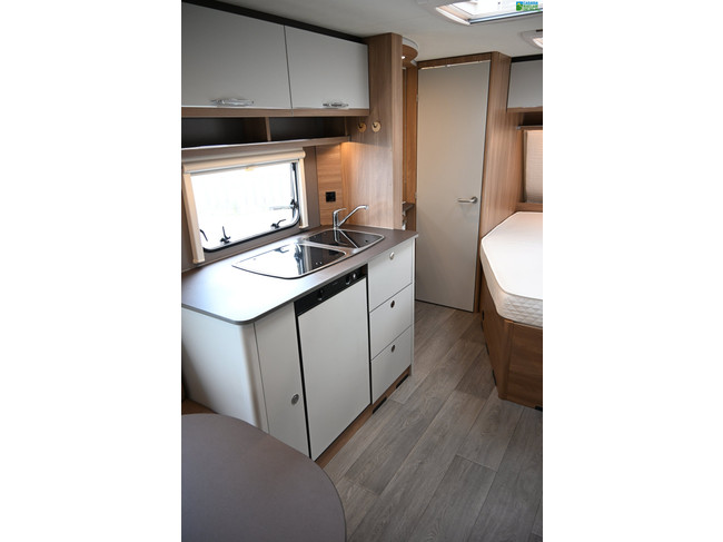 Bürstner Premio 450TS foto: 13