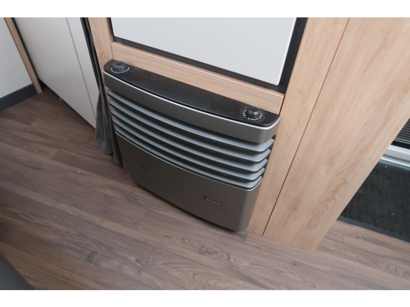 Knaus Sport 450 FU ZGAN, 5 MAANDEN OUD  foto: 13