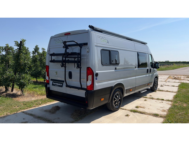 Roadcar R 640 (pössl Groep) Lengtebedden/165PK/Luifel/fietsenrek/Nieuwstaat foto: 7