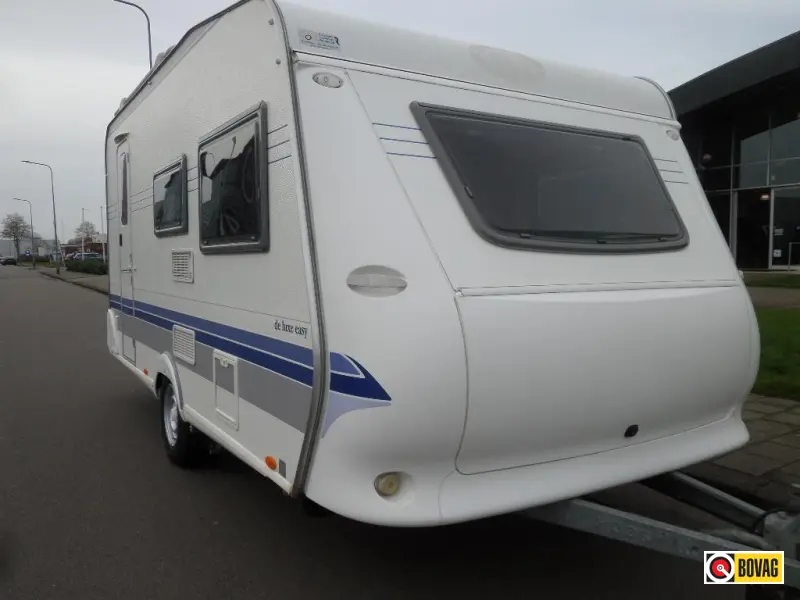 Hobby Der luxuriöse Easy 440 SB Truma Mover, großer Ke