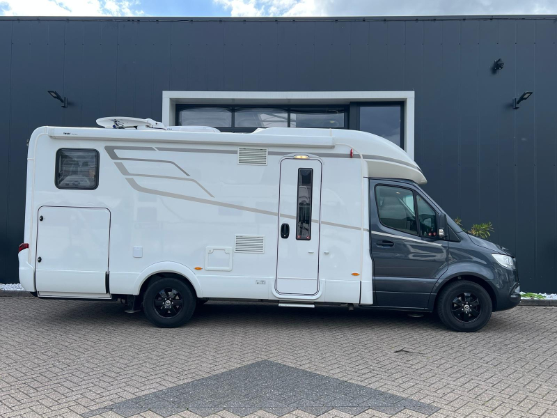 Hymer B-MC T 680 E&P nivel, aire acondicionado, Completamente equipado foto: 3