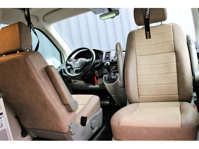 Volkswagen Transporter Kombi 2.0 TDI L1H1 4 Schlafpl&auml;tze | Tempomat | Neues Interieur | drehbarer Vordersitz | Insektenschutzgitter | K&uuml;hlschrank / Gefrierfach | Foto: 19