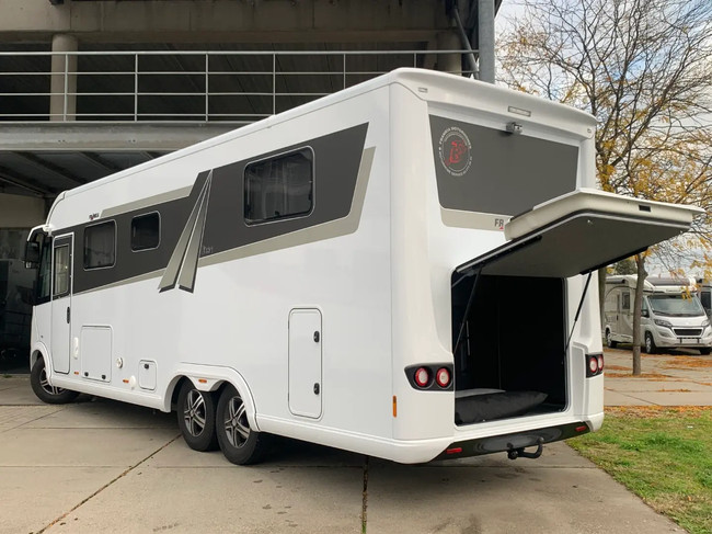 Frankia F-Line Titan 840 QD Fiat 160 PK automaat foto: 15