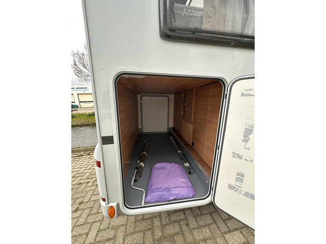 LMC Breezer V 646 automaat foto: 15