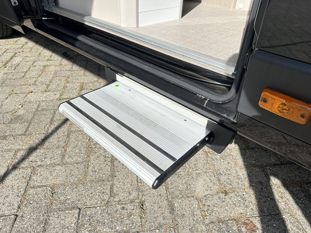 CHALLENGER V217 PREMIUM foto: 16