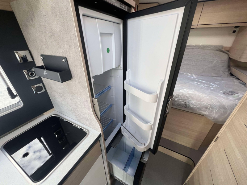 Rapido C50 L=6,59m + Cama Queen foto: 11