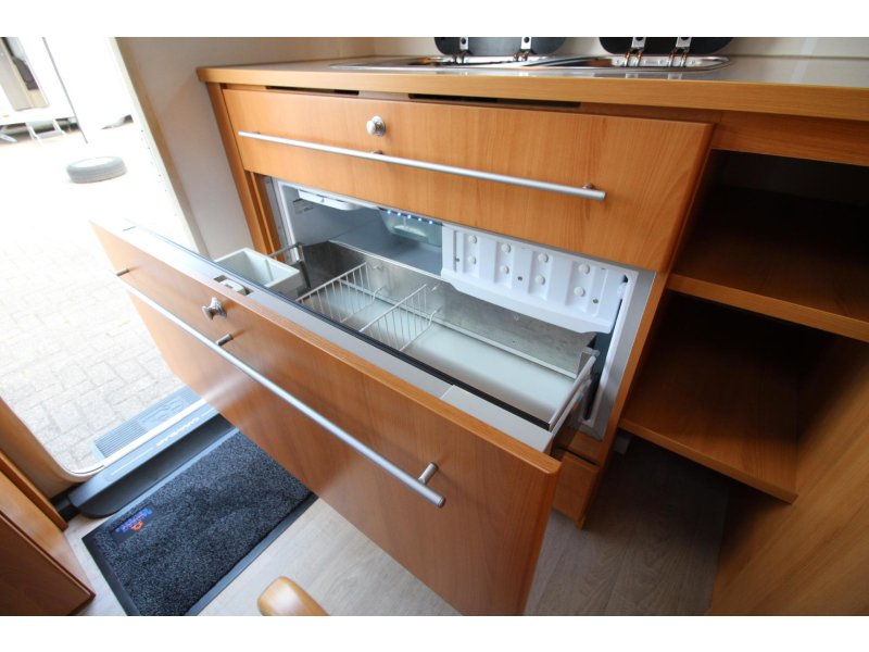 Caravelair Antares 420 Quatro 420 AMF Etuiluifel + zijwand(en)  foto: 15