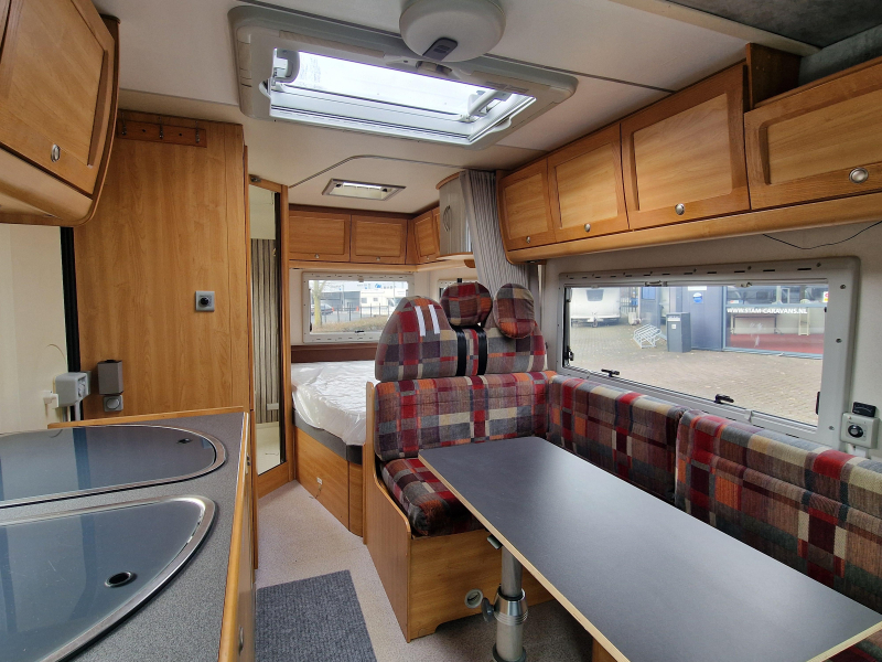 Knaus Sun Ti 605 LF Automaat airco  foto: 9