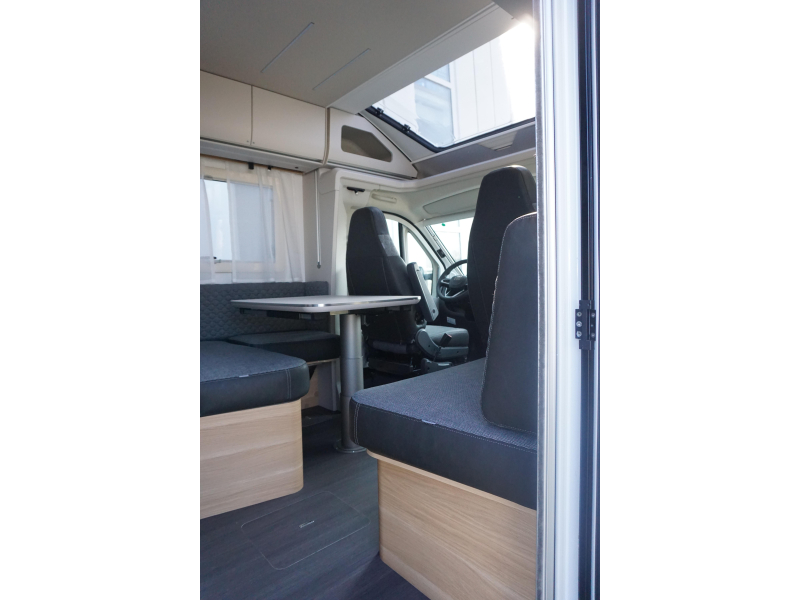 Adria Matrix Axess 670 SL foto: 3
