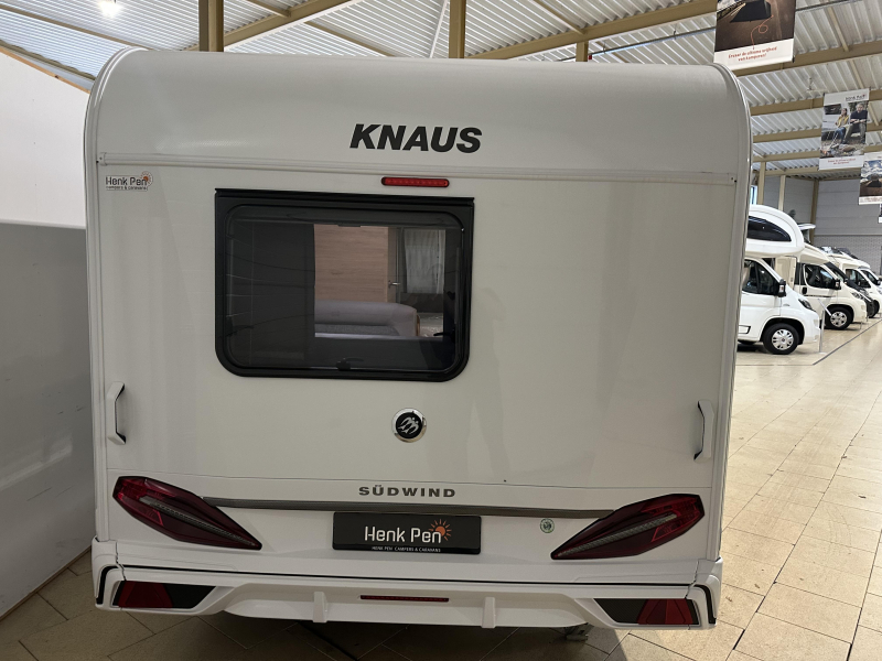 Knaus Sudwind 420 QD grote koelkast | A69 