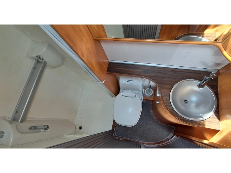 Hymer B654 CL Luftfederung / 3500/4000KG Foto: 14