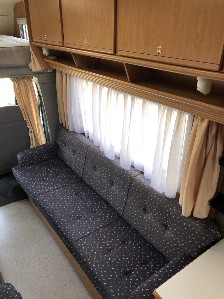 Dethleffs A5830 5 pers starters camper  foto: 24