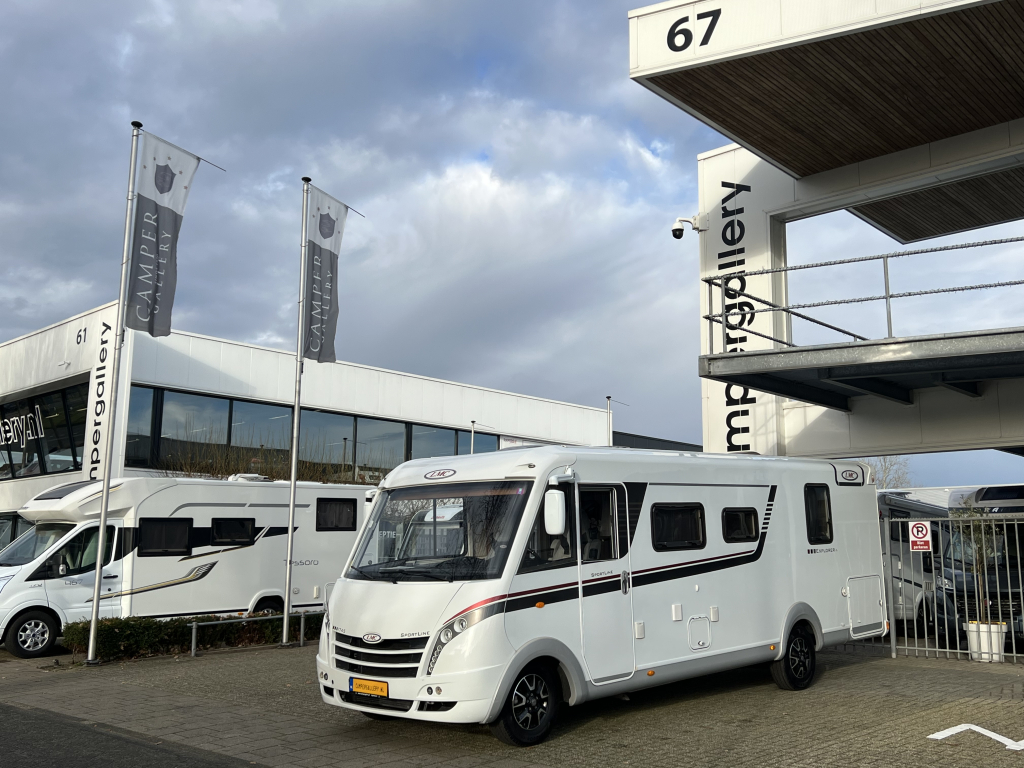 LMC EXPLORER SPORTLINE 745 QUEENSBED+HEFBED 2X ZONNEPANEEL foto: 8