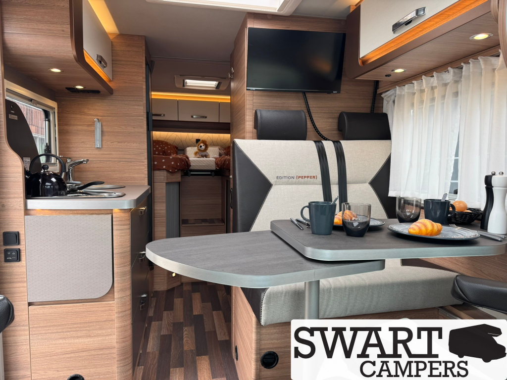 Weinsberg CaraCompact 600 MEG Edition [pepper] Automatik 180 PS L&auml;ngsbetten Foto: 11