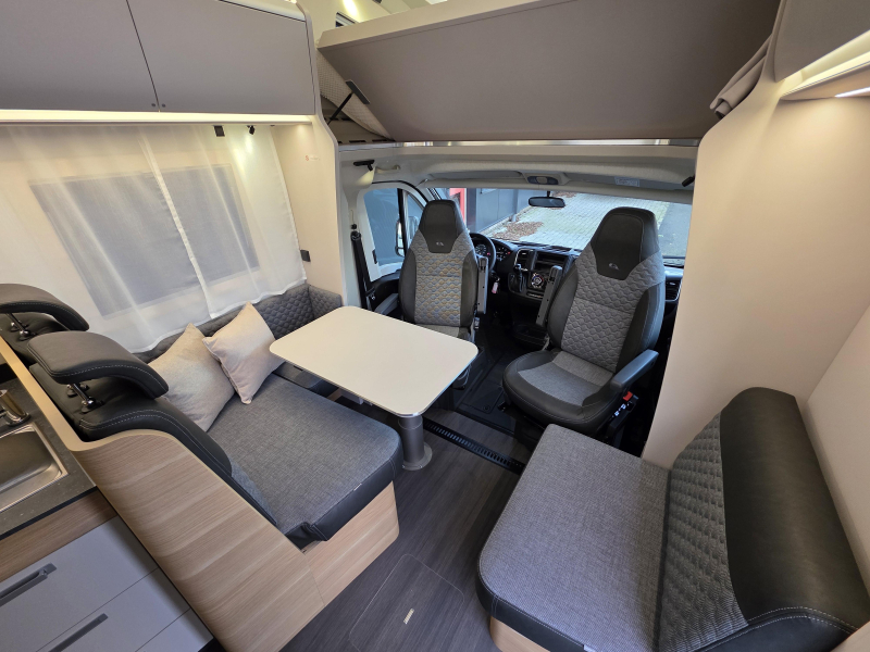 Adria Coral XL Plus 660 SL 5 Sitzpl&auml;tze! Foto: 12