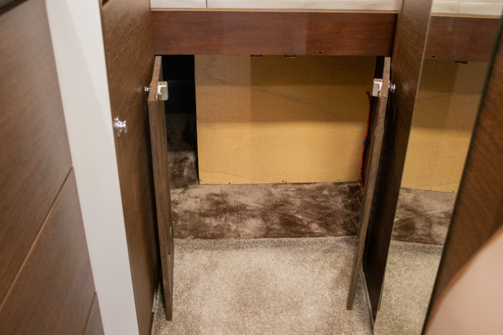 Karmann Davis 590 Skyroof foto: 29