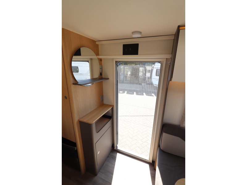 LMC Tandero 480 D Mover/ Auvent/ Fdra. VOL photo : 18