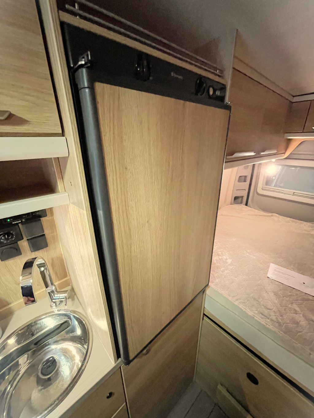 Knaus Boxstar 600 MQ QUERBETT EURO 6 5.99M BEARLOCK Foto: 5