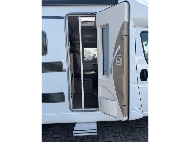 B&uuml;rstner Travel Van 620 G Harmony Line Fiat Basis foto: 19