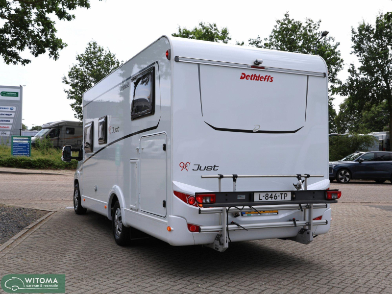 Dethleffs Just 90 T 7052 EB slechts 9.241 km!  foto: 4