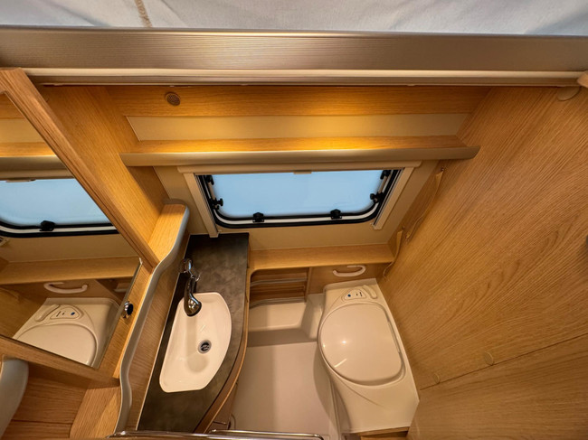 Eriba Touring Triton 430 GT 60 Edition foto: 10