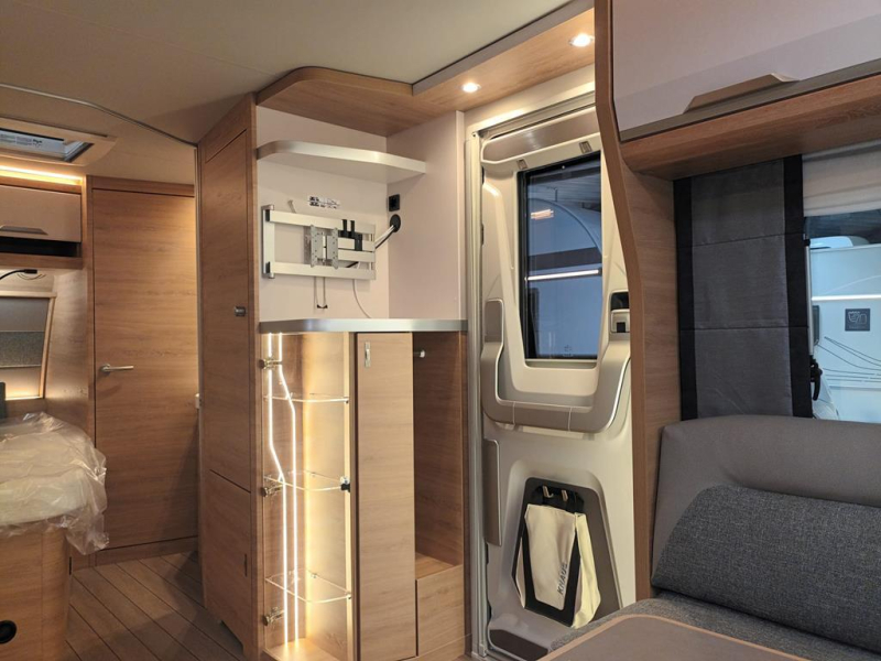 Knaus Sudwind Black Selection 500 FU photo: 4