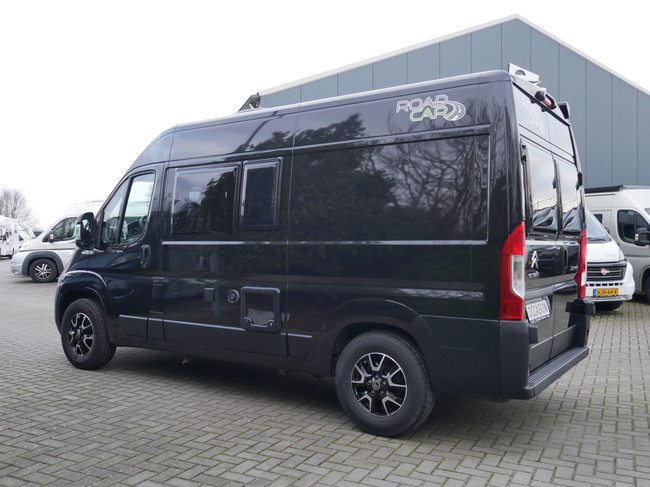 RoadCar (Pössl Groep) R540, Compacte 5.40 Meter Buscamper foto: 22