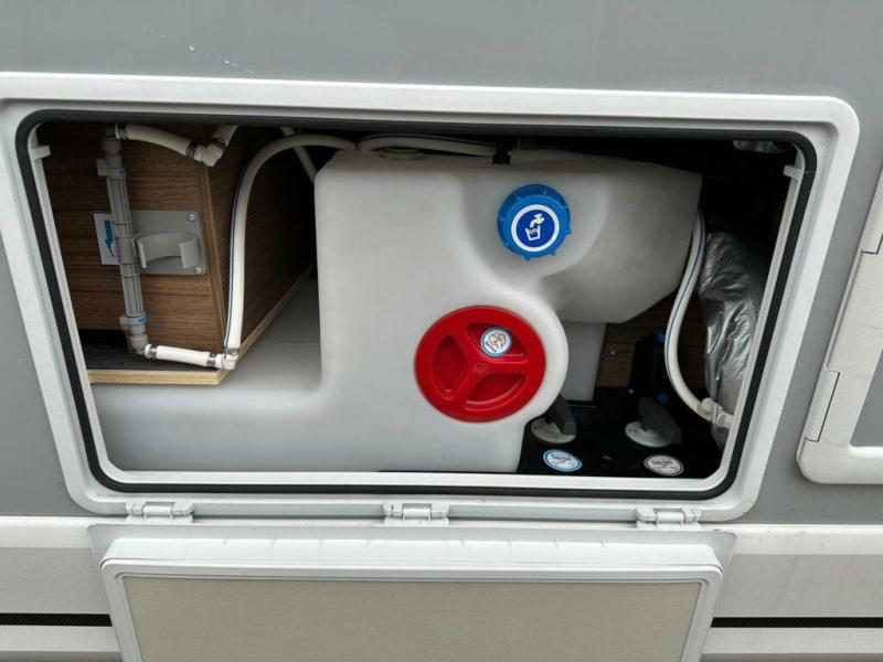 Knaus Van TI 640 MEG Truma E, lift CE213  foto: 5