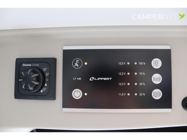 LMC Innovan 640 140cv Autom&aacute;tico | Camas longitudinales | Toldo | Techo panor&aacute;mico | Ventanas empotradas | Control de crucero | Nuevo disponible en stock | foto: 20