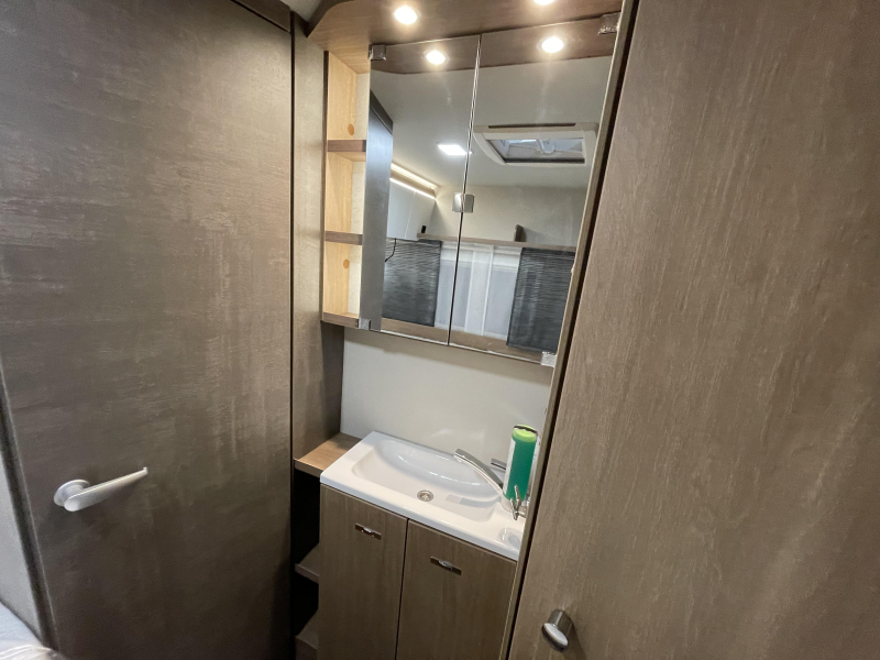 Tabbert Senara 490 TD Cama francesa - &iexcl;2025! foto: 16