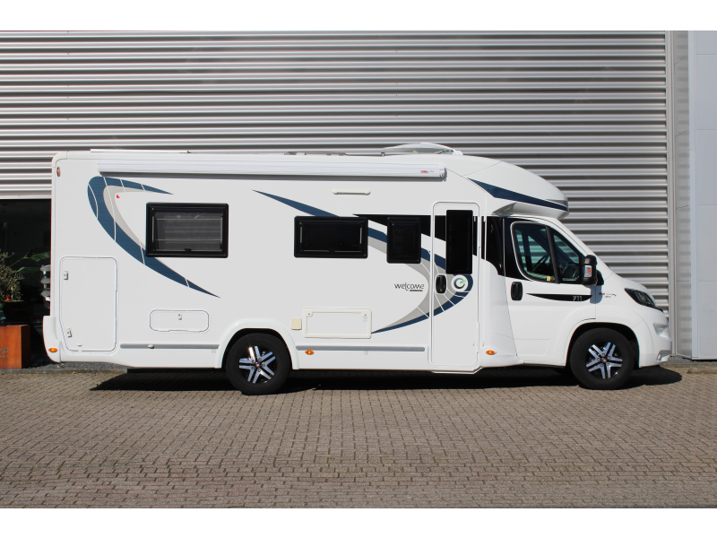 Chausson Welcome 711 TL Asiento redondo para 4 personas foto: 23