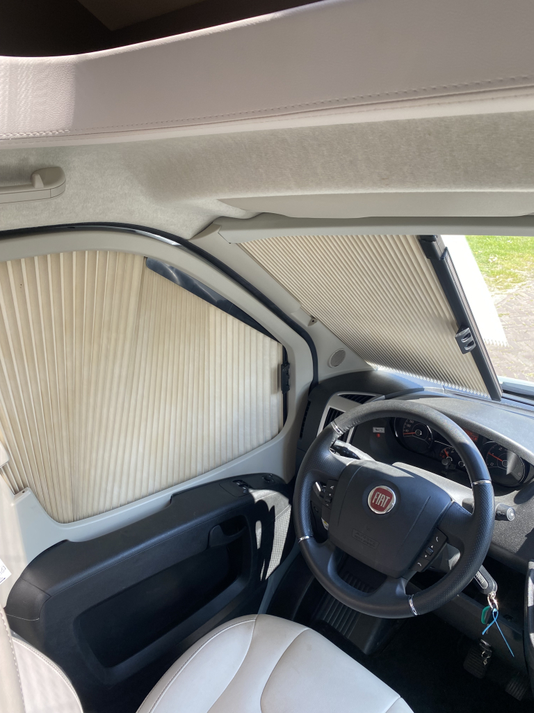 Bürstner AUTOMAAT Lyseo Harmony Line 690 G Half-integraal, Motor-airco, Enkele-bedden, Hefbed, Garage, Halve-treinzit, Draaistoelen, Bj. 2021 Marum  foto: 6