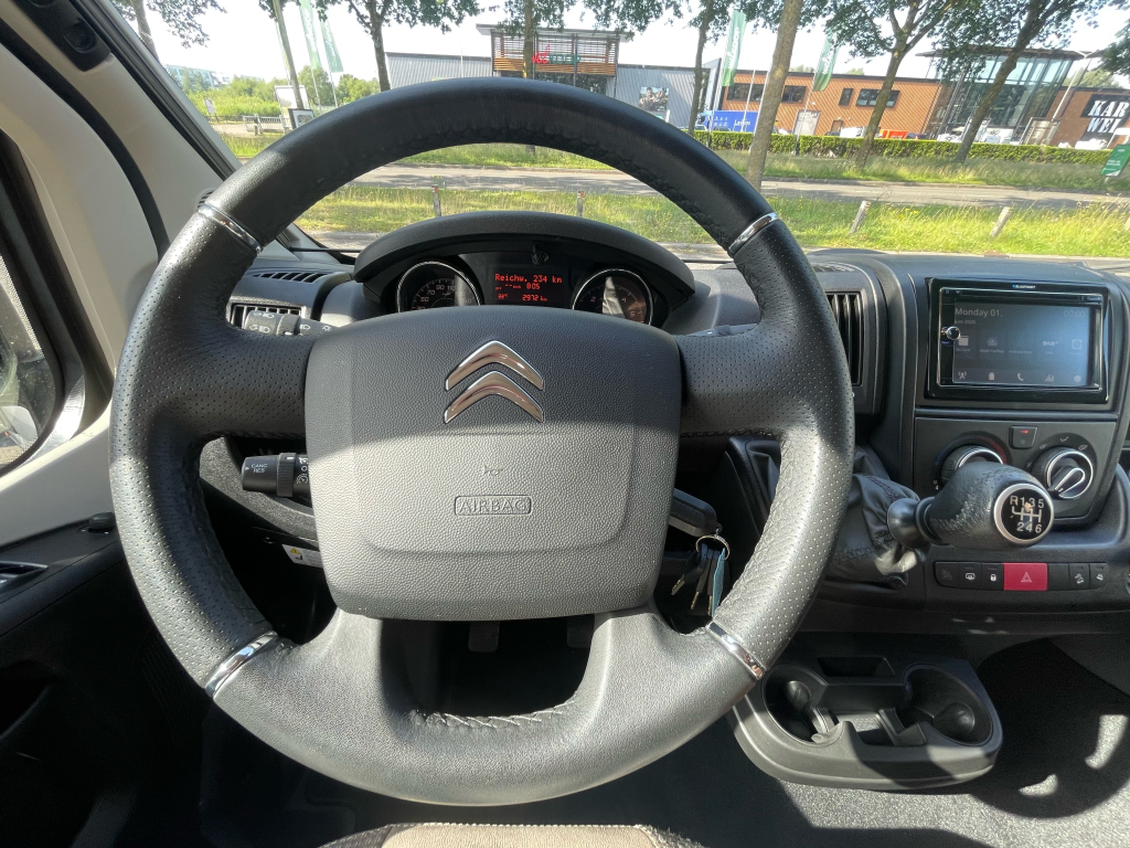 pössl ROADCRUISER XL ENKELE BEDDEN VERHOOGD TREKHAAK foto: 10