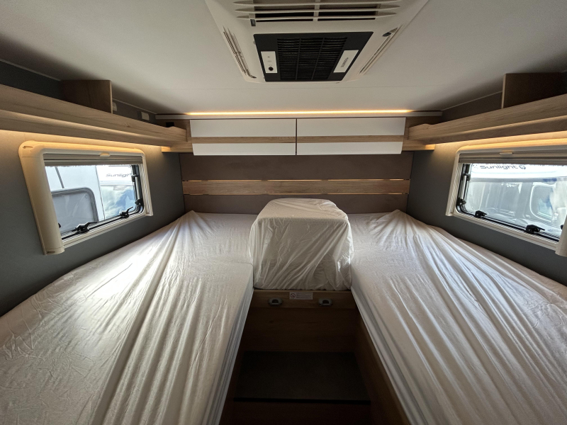 Dethleffs Just Camp T 7052 EB + Airco  foto: 2