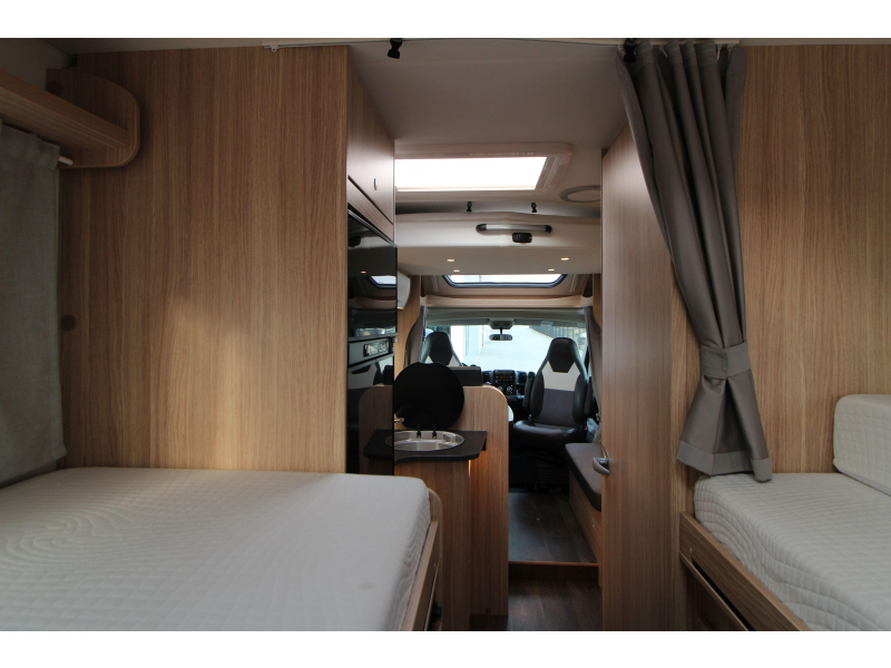 Sunlight T67 Camas individuales + Cama abatible foto: 27