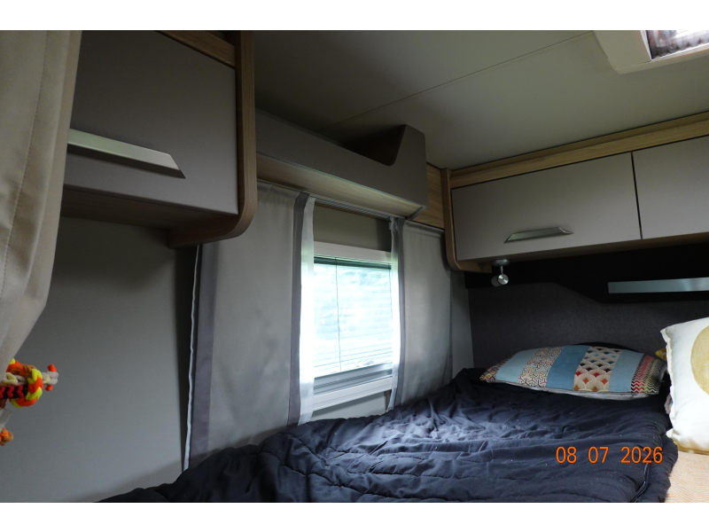 Knaus Platinum Selection 650 MEG Level + 2x aire acondicionado + aire foto: 15