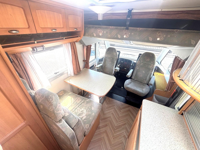 Bürstner I 578 Fransbed/6M/INRUILKOOPJE!  foto: 10