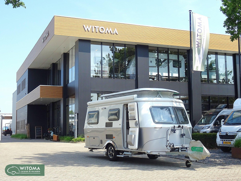 Eriba Touring Urban 542 sobre equipamiento completo foto: 13