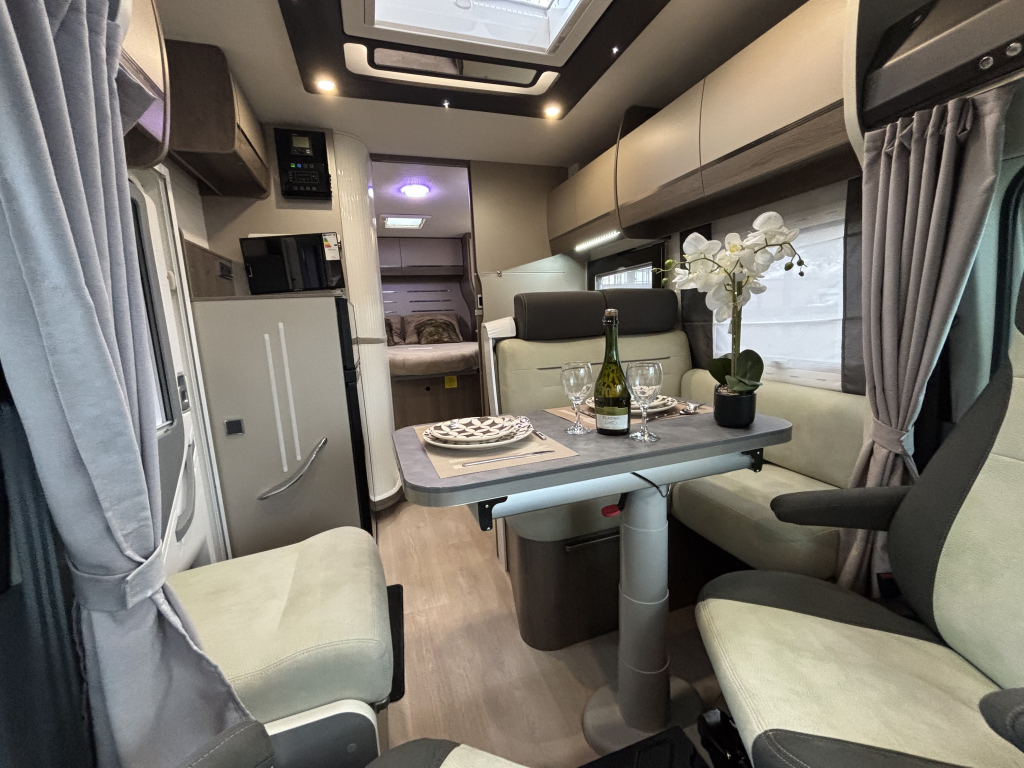 Chausson Titanium 628 AUTOMATIK QUEENSBED KAMERA SOLARPANEL Foto: 16