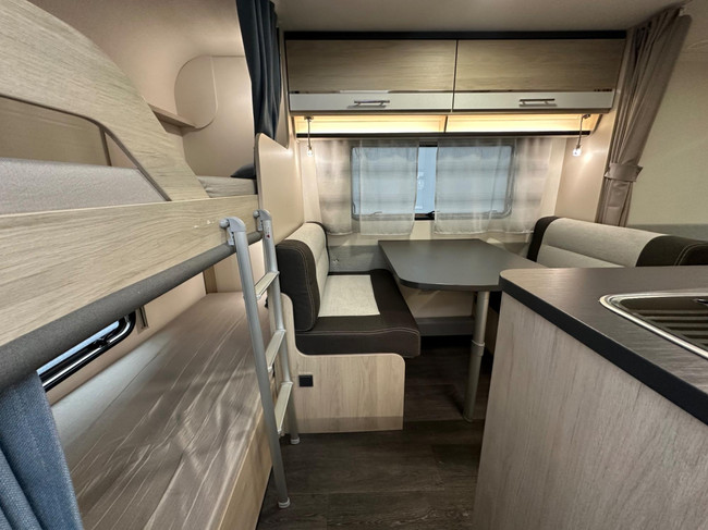 Caravelair Antares Style 476 Family foto: 2