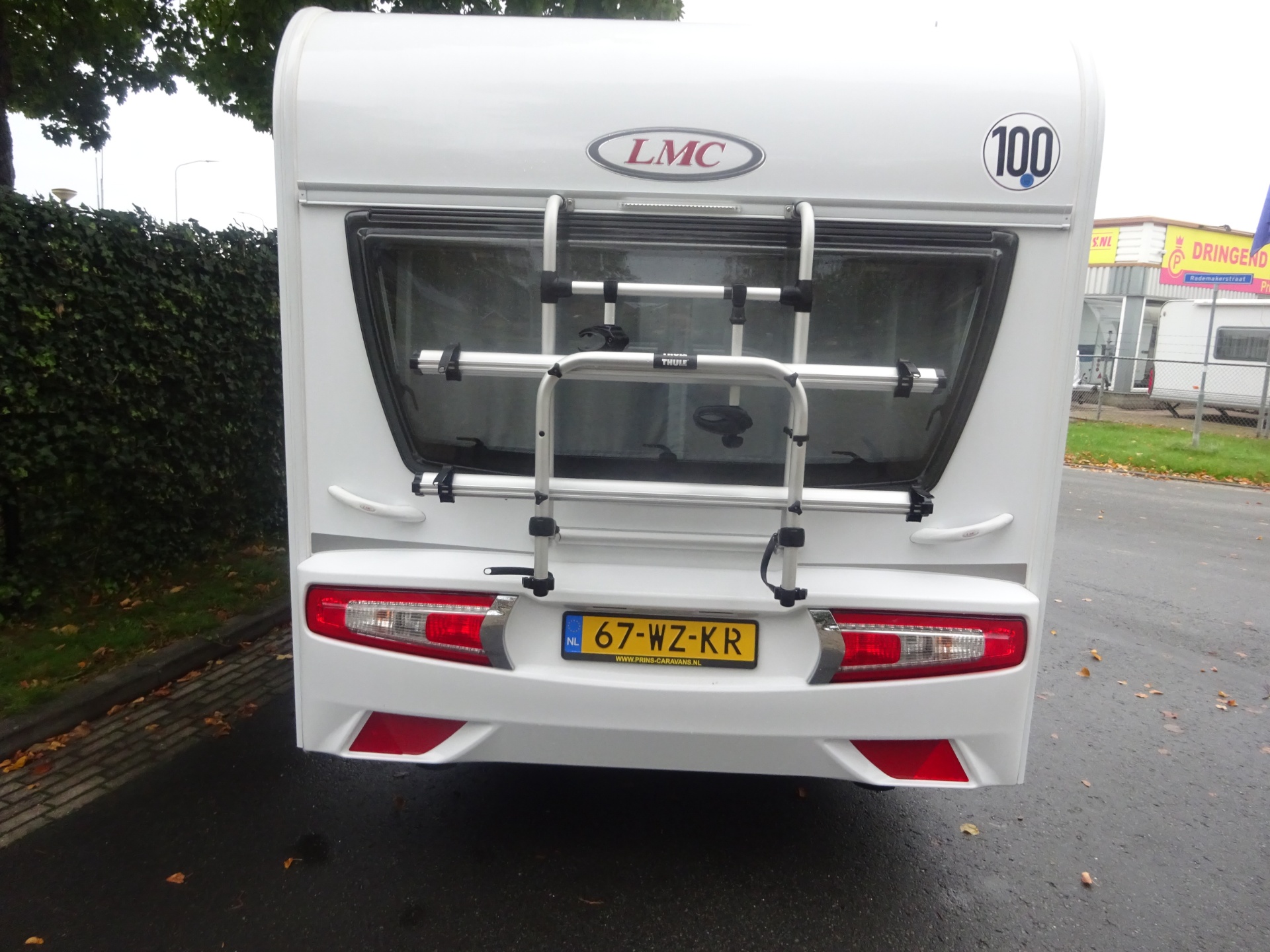 Lmc Sassino 460UL Enkele Bedden+Mover+Voortent foto: 5