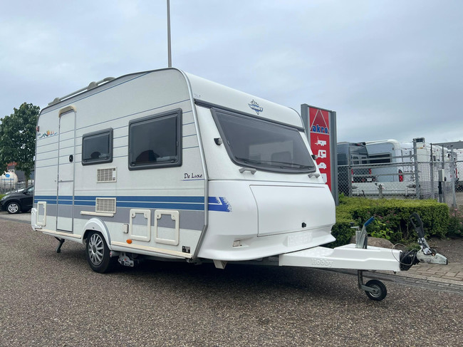 Hobby De Luxe 400 SF | Luifel | Fietsenrek | Mover Half Automaat | Vastbed | Dinette (Treinzit) | Tempo 100 | Schokbrekers