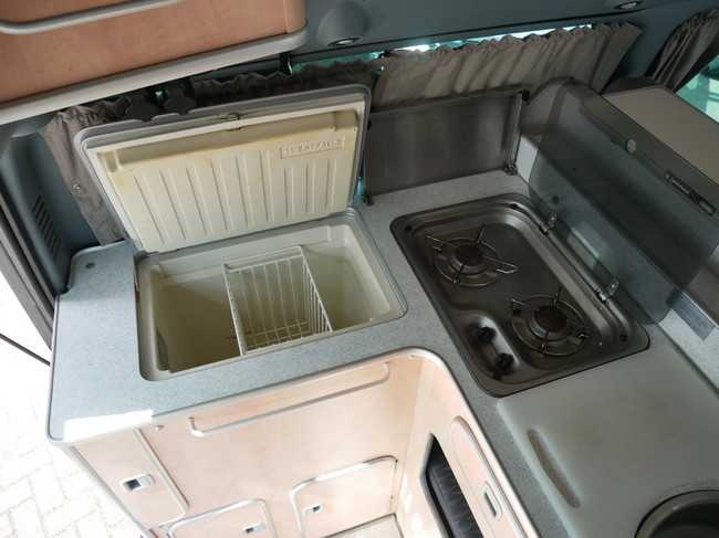 Ford Nugget, Vast Hoogdak, 5 Zit / 4 Slaapplaatsen foto: 12