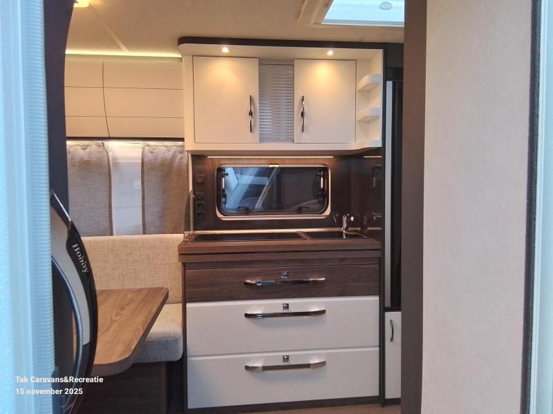 Hobby Excellent Edition 460 UFE model 2026 