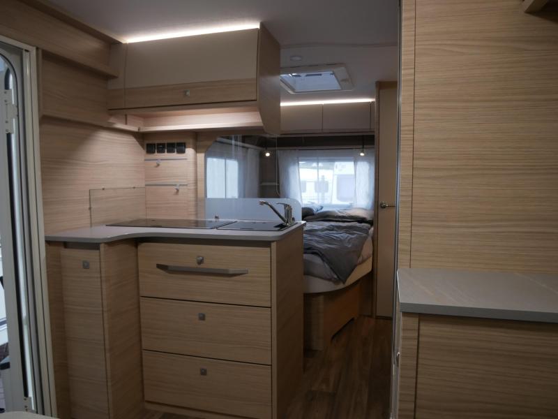 Fendt Bianco Activ 495 SFE Model 2026  foto: 6