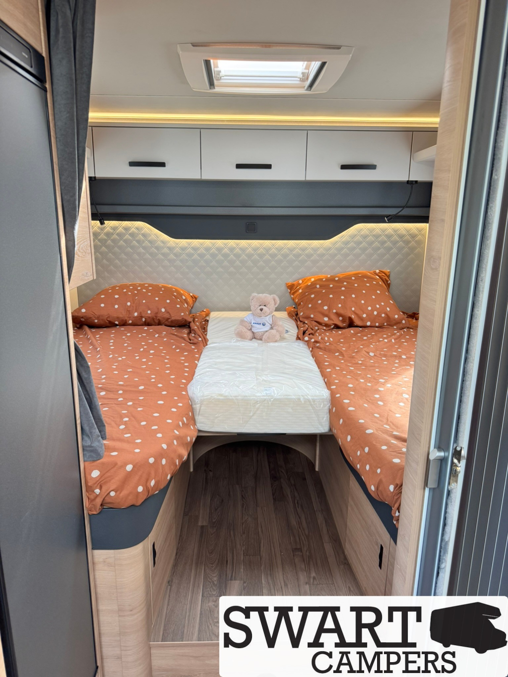 Knaus L!VE TI 650 MEG Platinum Selection Low single beds Automatic photo: 18