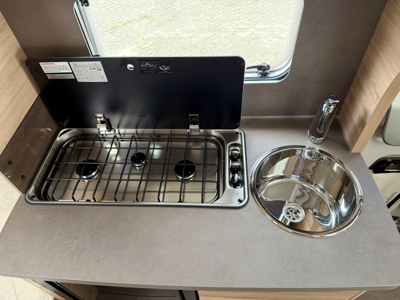 Knaus Sudwind Black Selection 460 EU Zomer Airco Actie!  foto: 20
