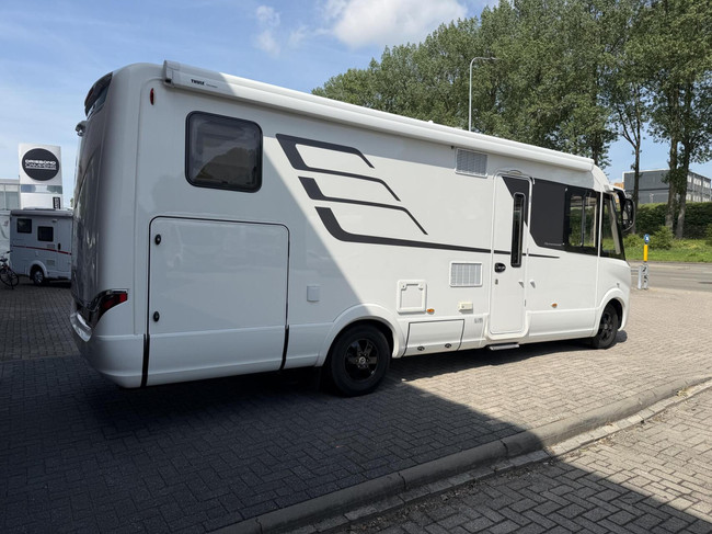 Hymer BML-I 780 MasterLine Bovenkasten Level 2X Airco Lithium foto: 6