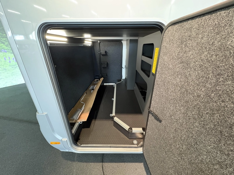 Adria Compact Max DL Automatik / kompakt Foto: 5